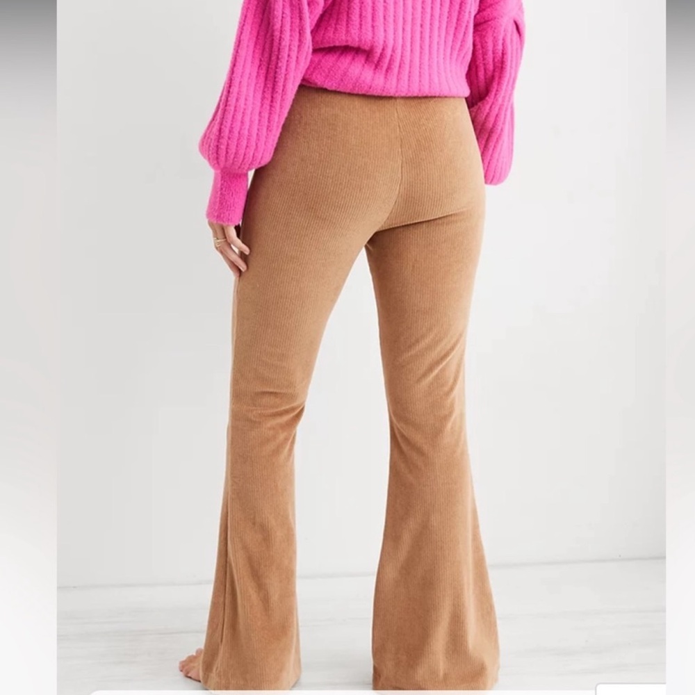 NWT Aerie Groove On Rib Flare Pants - Picture 4 of 5